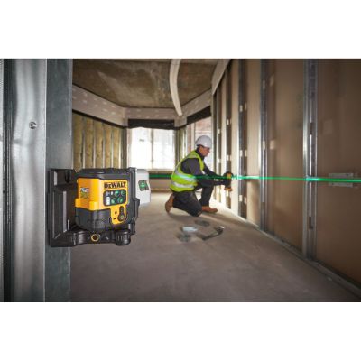 Niveau laser multilgnes 3x180°- Faisceaux verts - USB-C